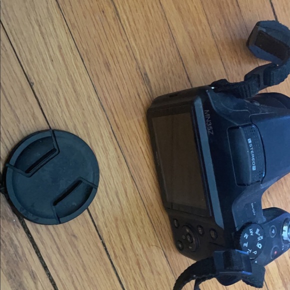 Camera - Picture 5 of 5